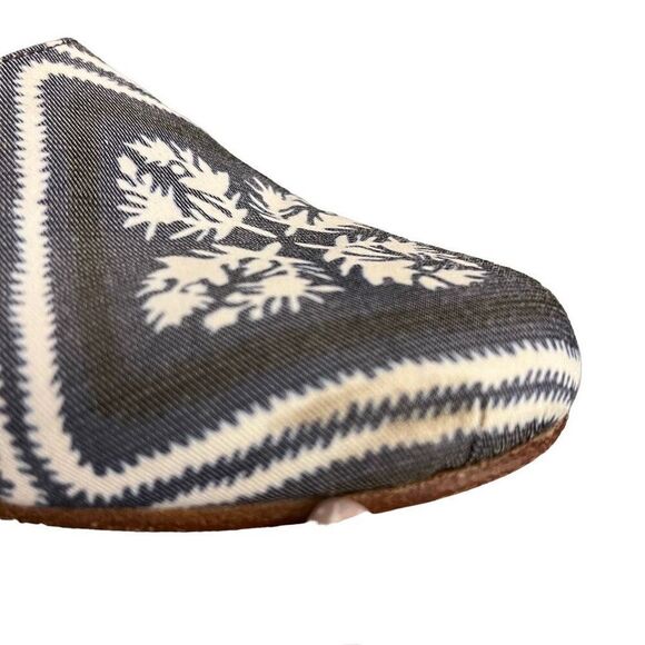 Ancient Greek Sandals Bandana Print Flat Mules Size 6.5 - Picture 10 of 10